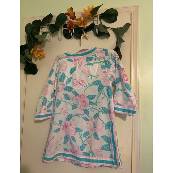 Gretchen Scott Women’s SZ M Tunic Top Pink Green Floral V Neck 3/4 Sleeve Cotton - Picture 2 of 12